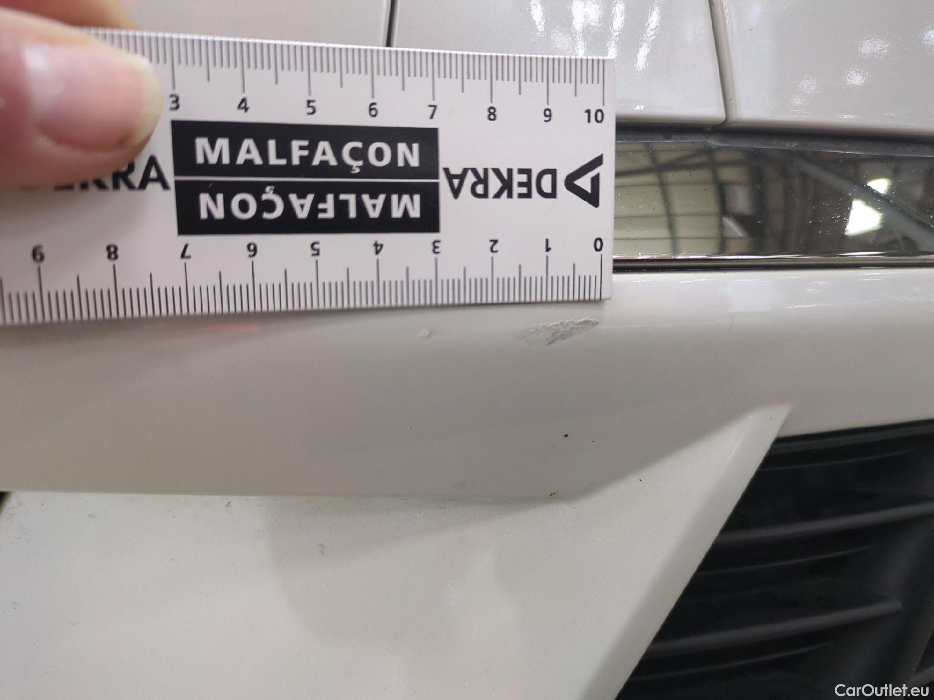  DS  DS7 DS DS 7 Crossback / 2017 / 5P / SUV E-TENSE 225 RIVOLI #19