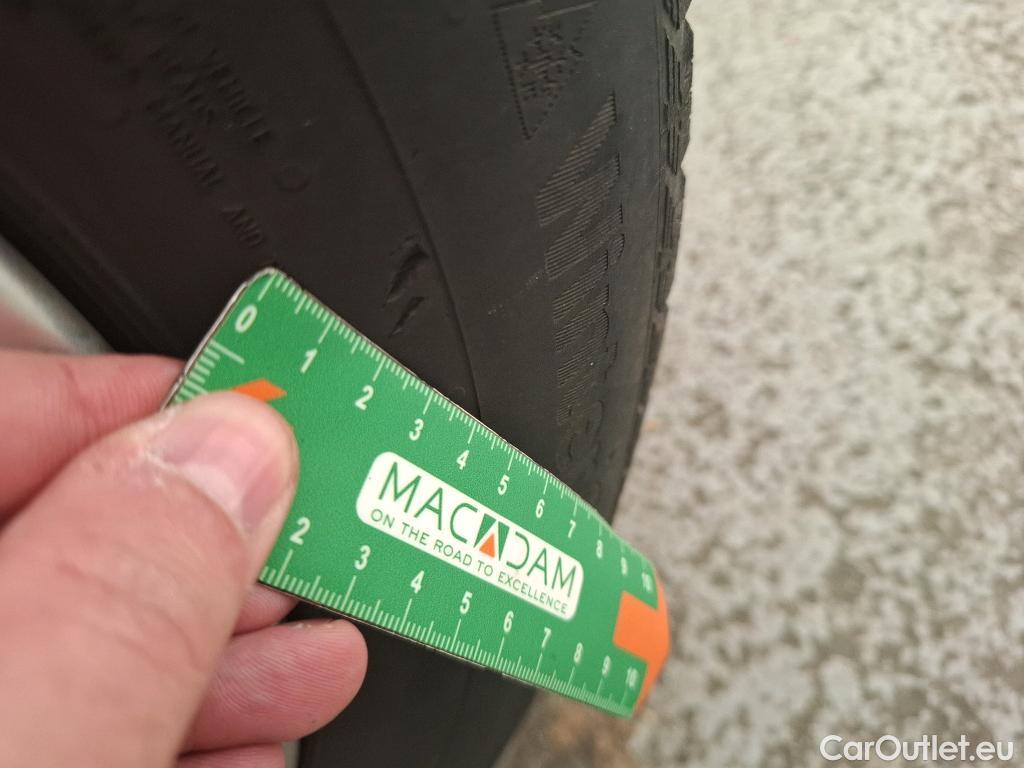  Bmw  2 Tourer Série 2 Active Tourer 218 i 1.5 135CV BVA7 E6d #5