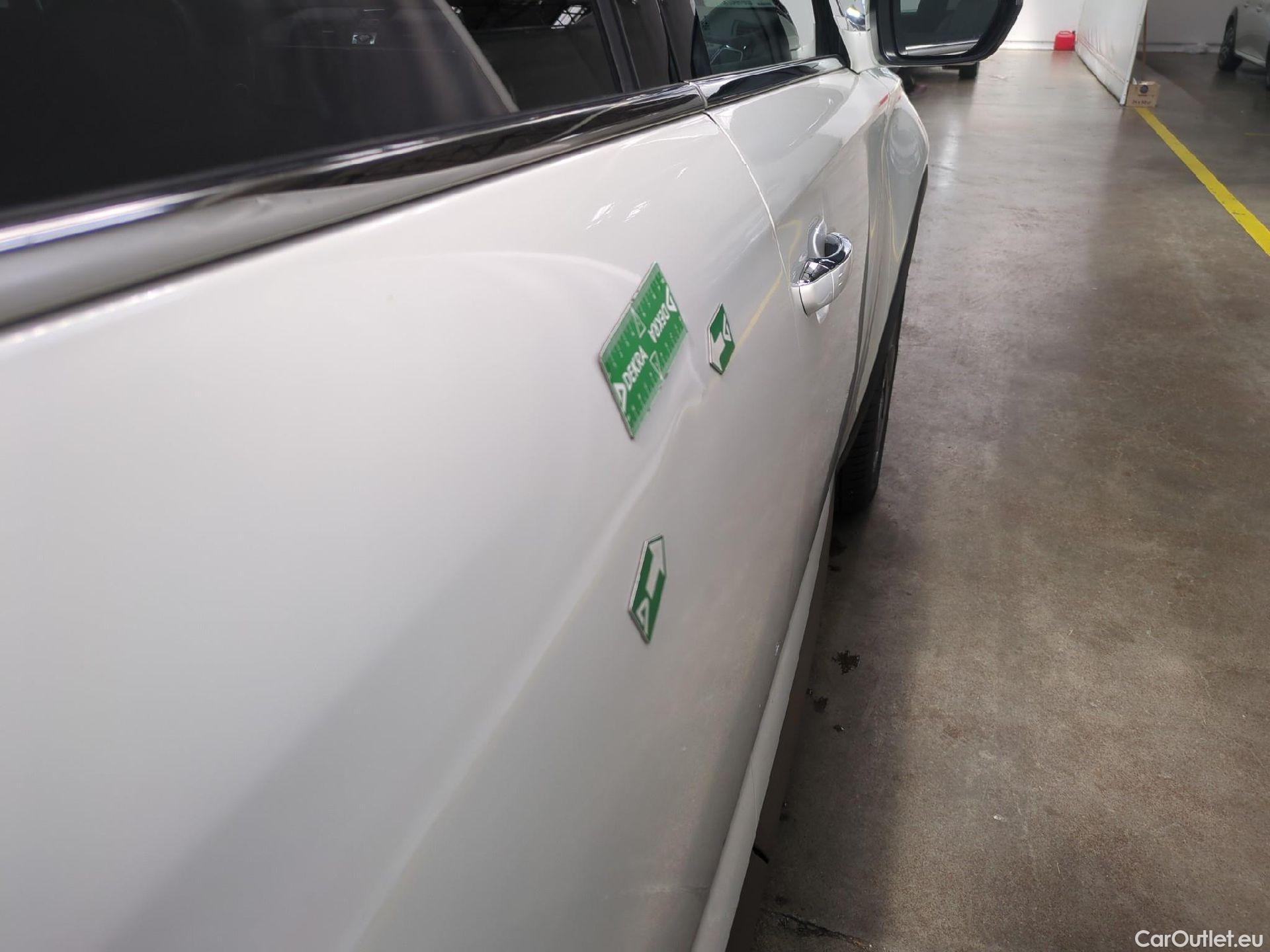  DS  DS7 DS DS 7 Crossback / 2017 / 5P / SUV E-TENSE 225 RIVOLI #40