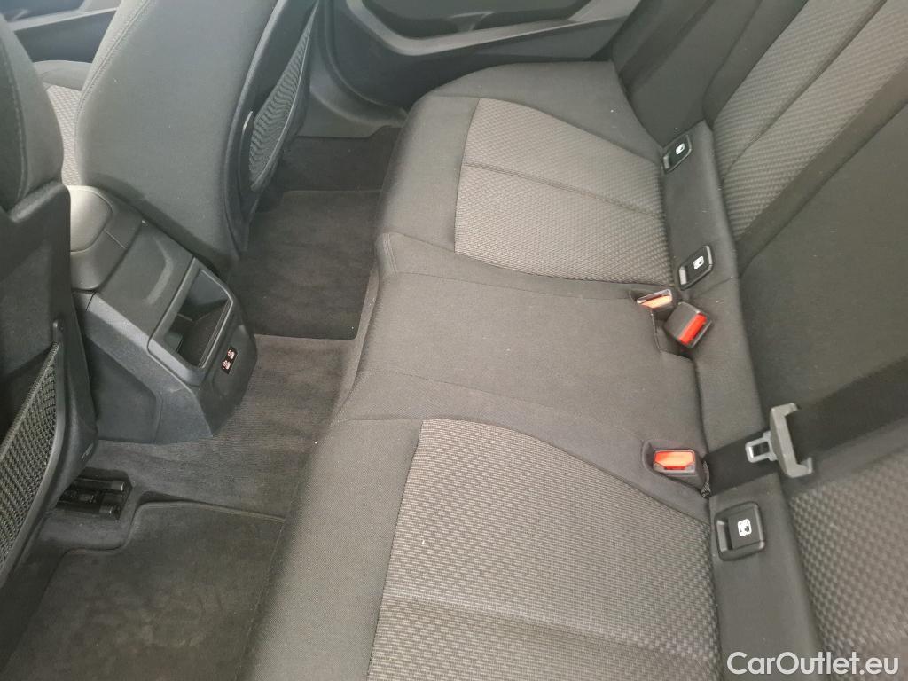  Bmw  Serie 1 BMW Série 1 / 2019 / 5P / Berline 116i Business Design #49