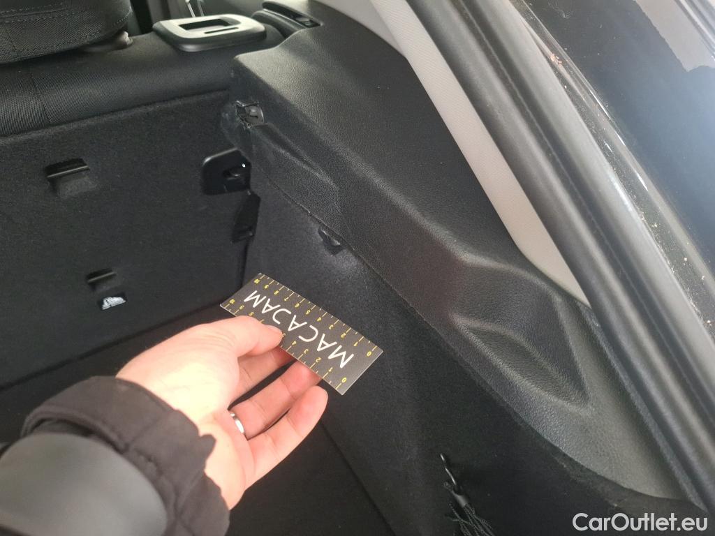  Bmw  Serie 1 BMW Série 1 / 2019 / 5P / Berline 116i Business Design #32