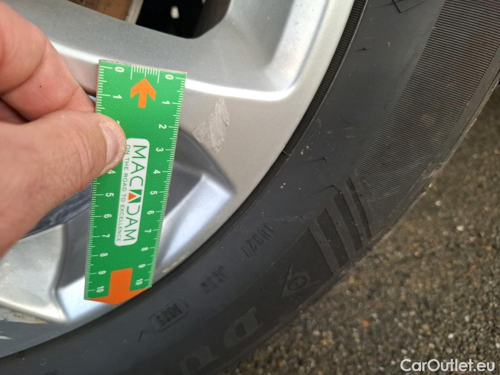  Ford  Kuga  Titanium Hybrid 2.5 190CV BVA1 E6dT #55