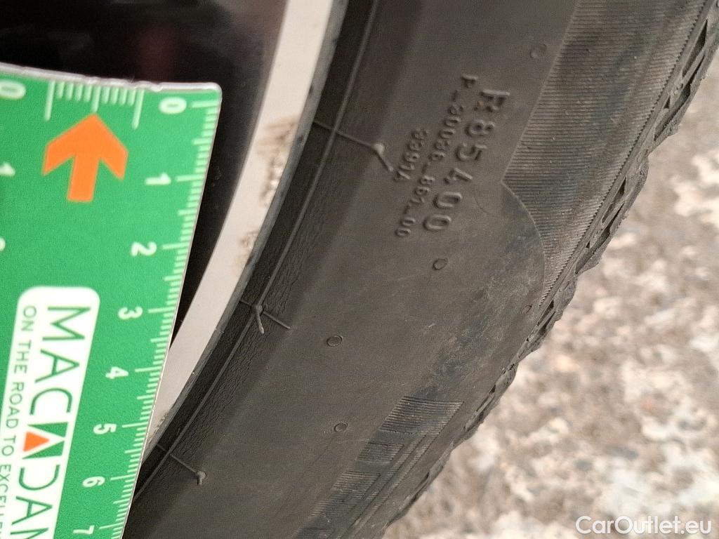  Hyundai  Konna HYUNDAI Kona / 2020 / 5P / SUV 1.6 HYBRID 141 EXECUTIVE HEV #30