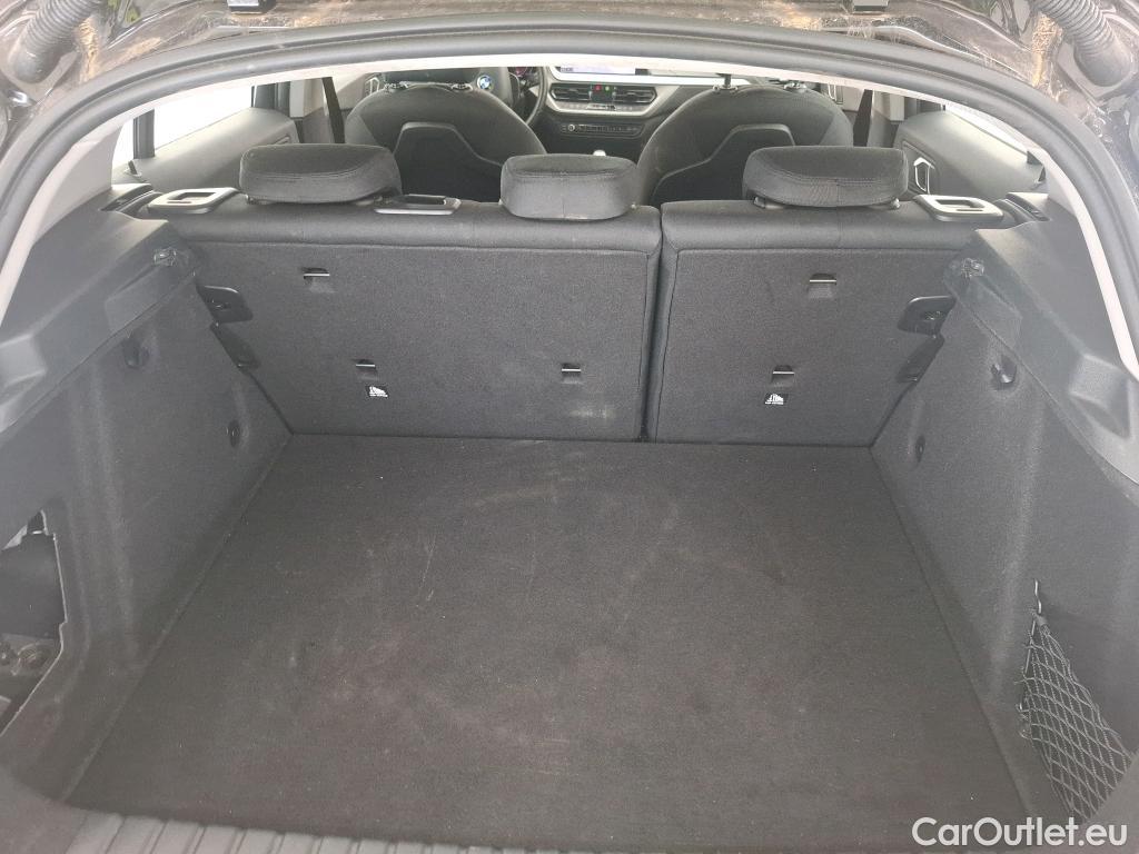  Bmw  Serie 1 BMW Série 1 / 2019 / 5P / Berline 116i Business Design #33