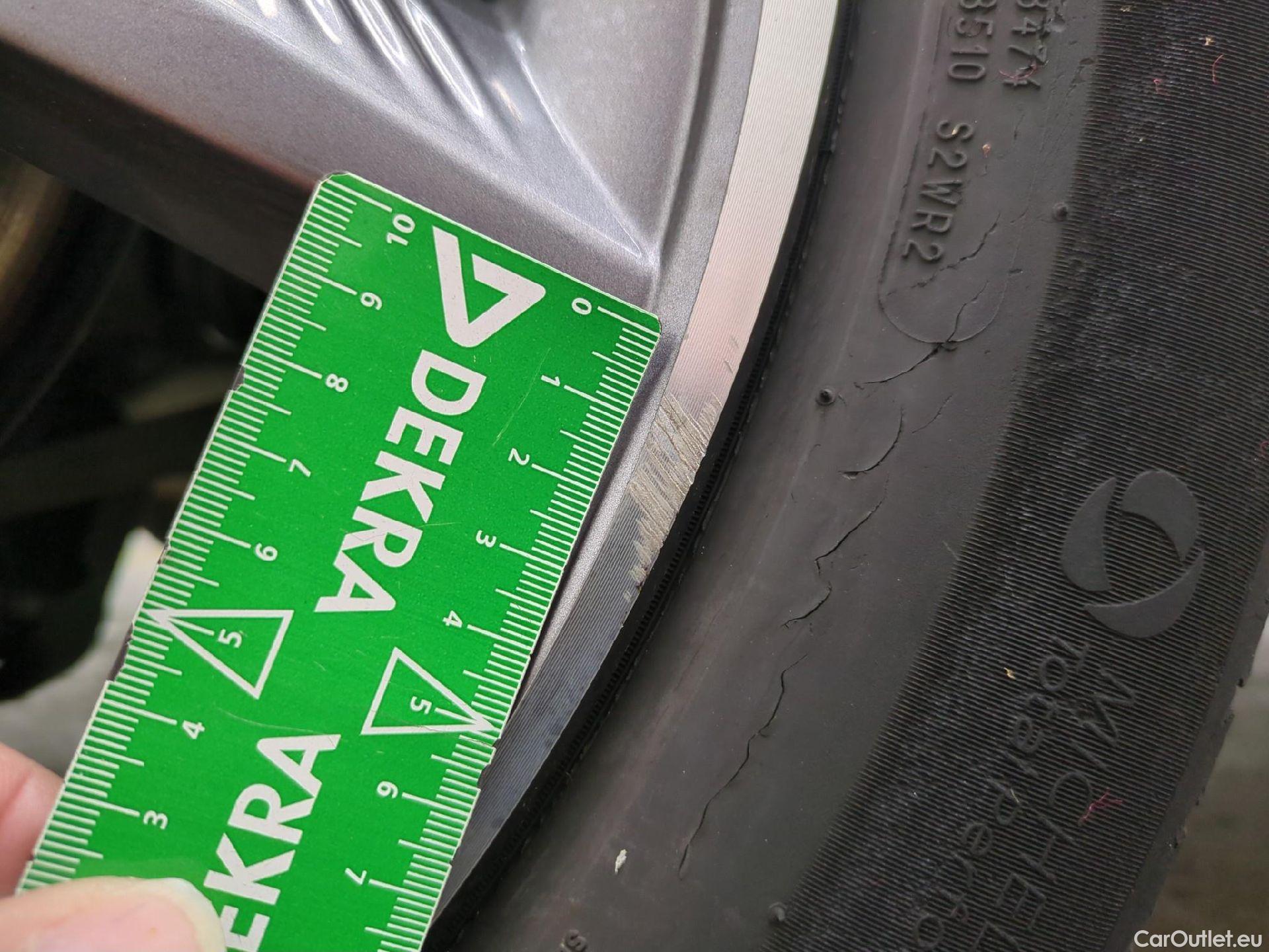  DS  DS7 DS DS 7 Crossback / 2017 / 5P / SUV E-TENSE 225 RIVOLI #7