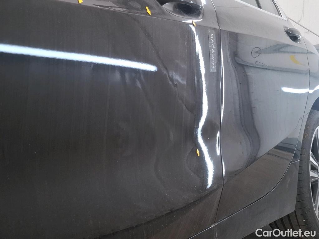  Bmw  Serie 1 BMW Série 1 / 2019 / 5P / Berline 116i Business Design #4