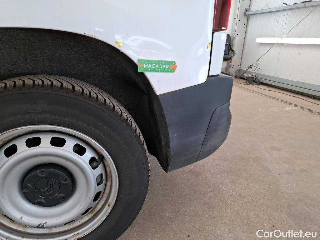  Citroen  Berlingo  Fourgon Club M 650 1.5 BlueHDi 75CV BVM5 E6dT #4