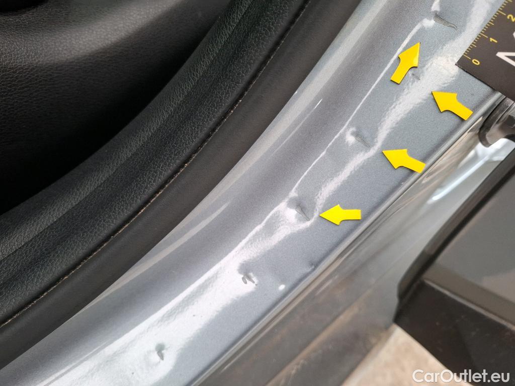  KIA  XCeed KIA  / 2019 / 5P / Crossover 1.6 GDI ISG ISG PHEV PREMIUM DCT6 #9