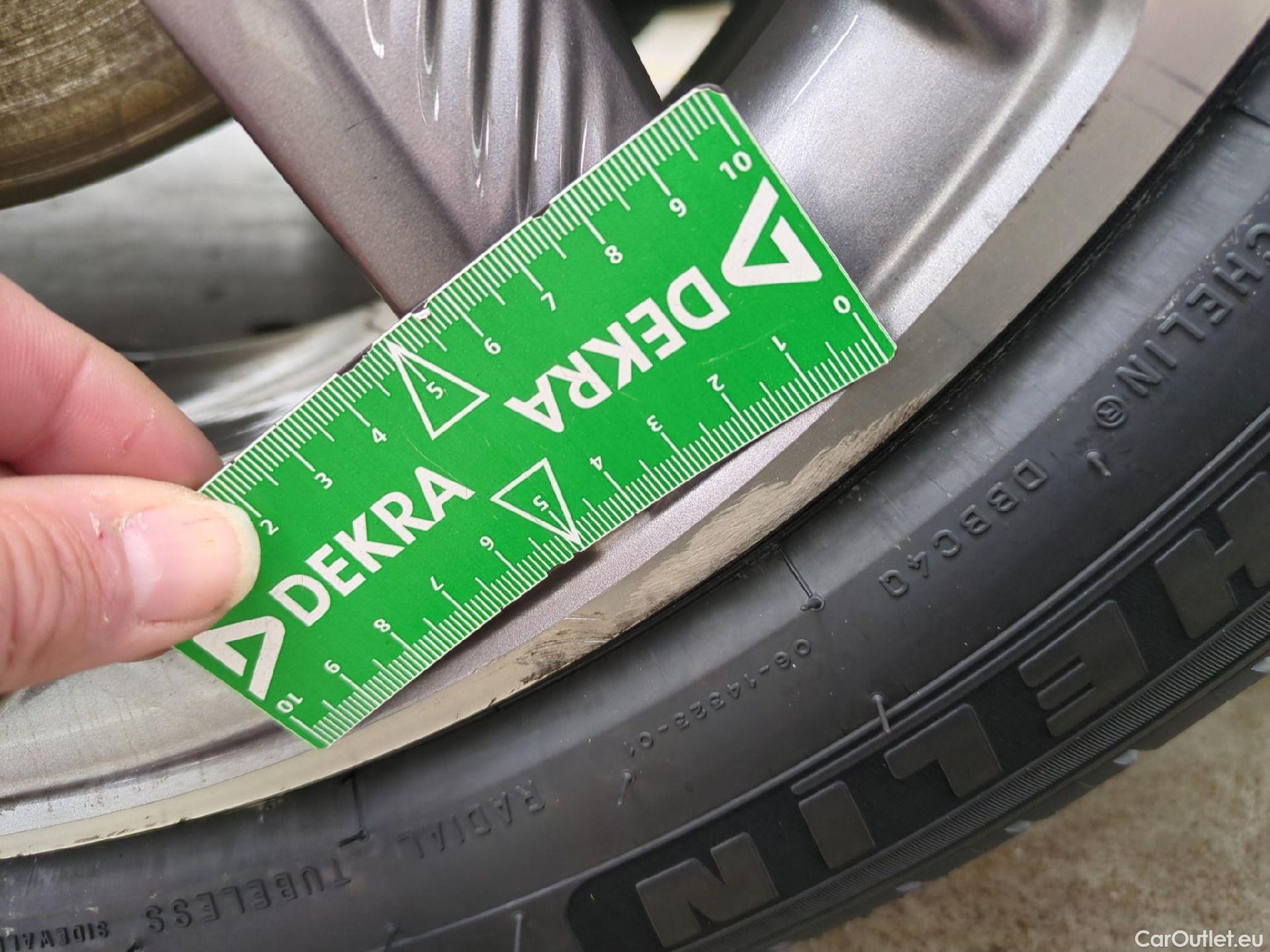  DS  DS7 DS DS 7 Crossback / 2017 / 5P / SUV E-TENSE 225 RIVOLI #10