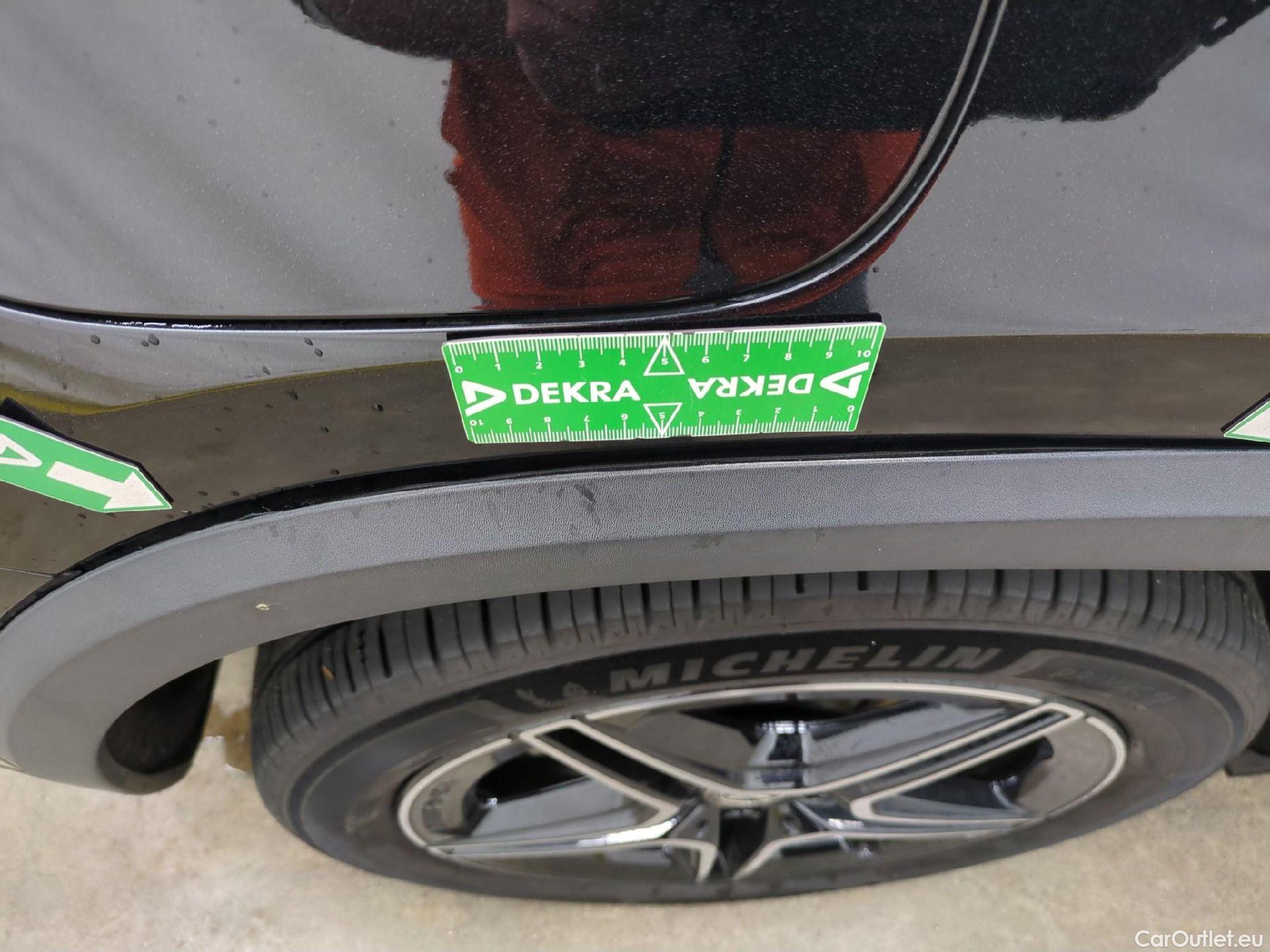  Mercedes  GLA MERCEDES-BENZ  / 2020 / 5P / SUV  250 e AMG LINE DCT #12