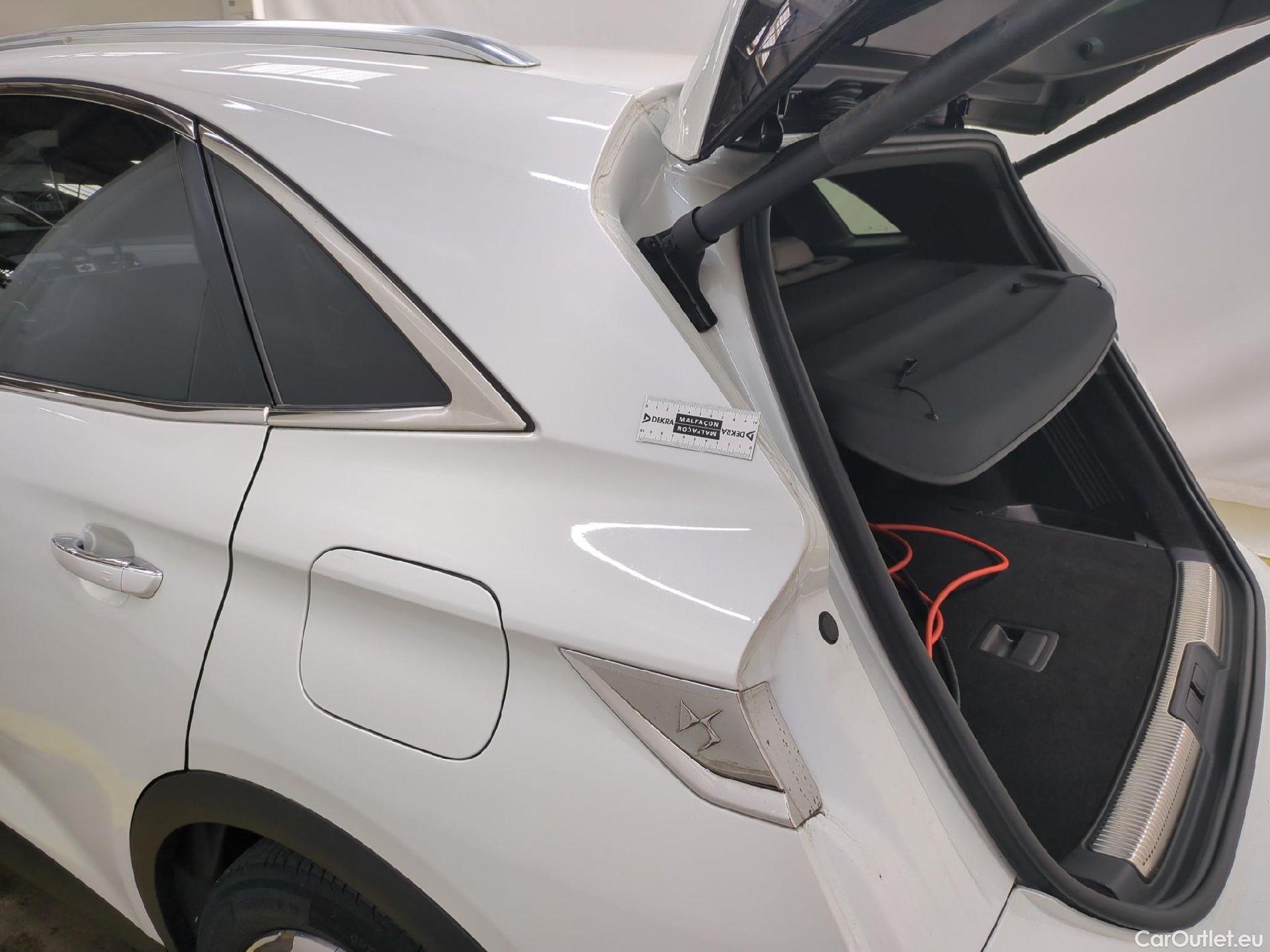  DS  DS7 DS DS 7 Crossback / 2017 / 5P / SUV E-TENSE 225 RIVOLI #31