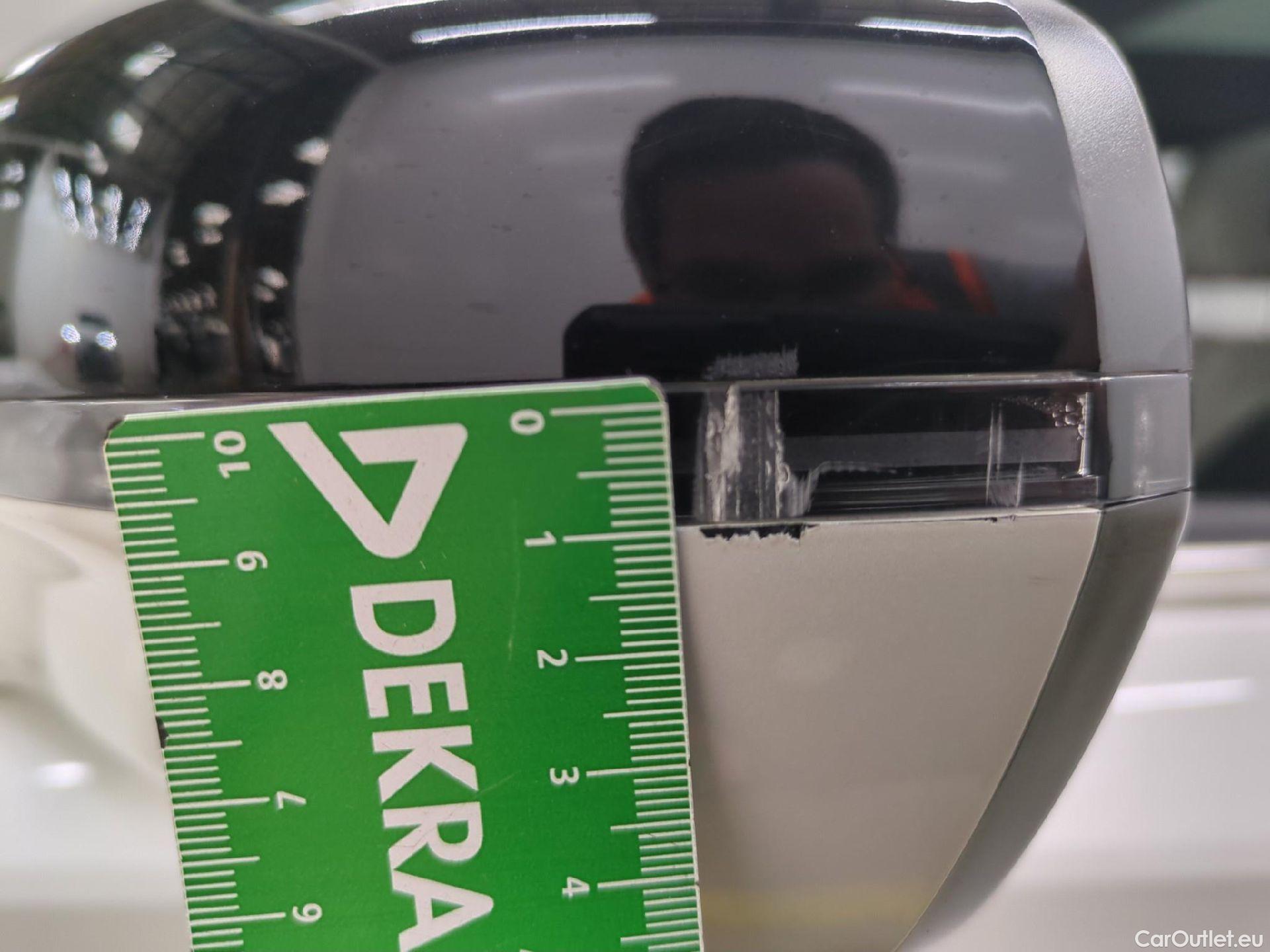  DS  DS7 DS DS 7 Crossback / 2017 / 5P / SUV E-TENSE 225 RIVOLI #25