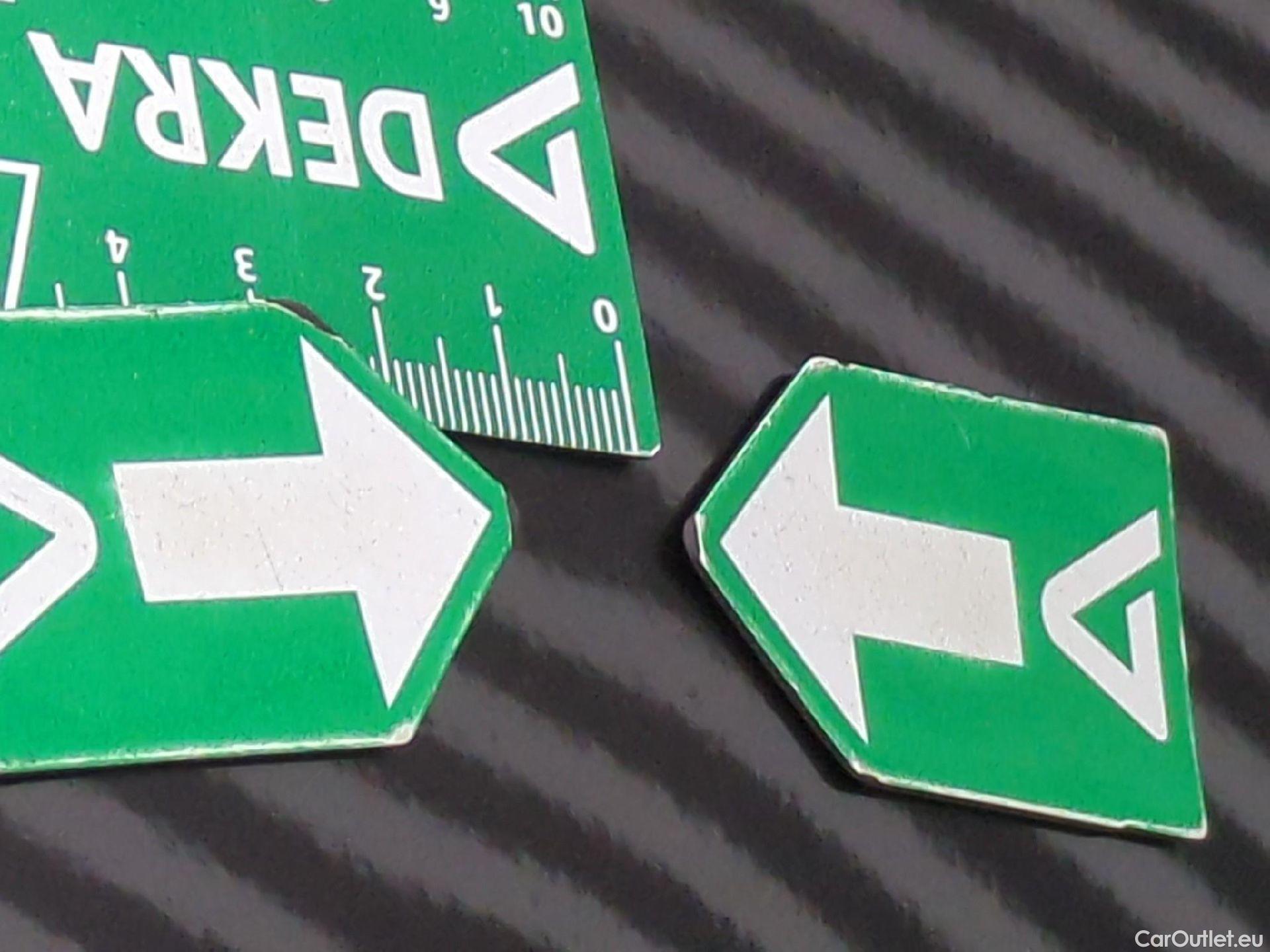  Mazda  CX-30 MAZDA  / 2019 / 5P / Crossover 2.0L Skyactiv-G M Hybrid #7