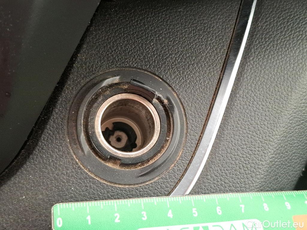  Renault  Trafic  III Fourgon L2H1 3T Grand Confort 2.0 dCi 130CV BVM6 E6d #57