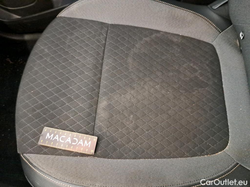  Opel   Grandland X Grandland X Elegance Business 1.2 Turbo 130CV BVA8 E6d #37