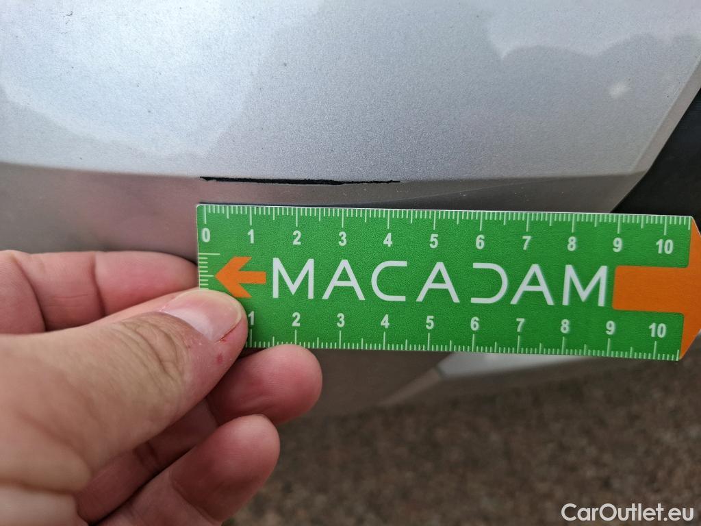  Nissan  Micra NISSAN  / 2016 / 5P / Berline IG-T 92 Business Edition #6