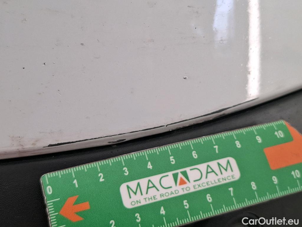  Renault  Trafic  III Fourgon L2H1 3T Grand Confort 2.0 dCi 130CV BVM6 E6d #31