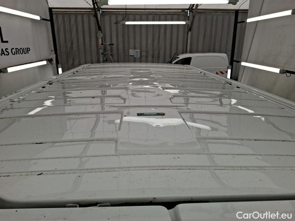  Renault  Trafic  III Fourgon L2H1 3T Grand Confort 2.0 dCi 130CV BVM6 E6d #1