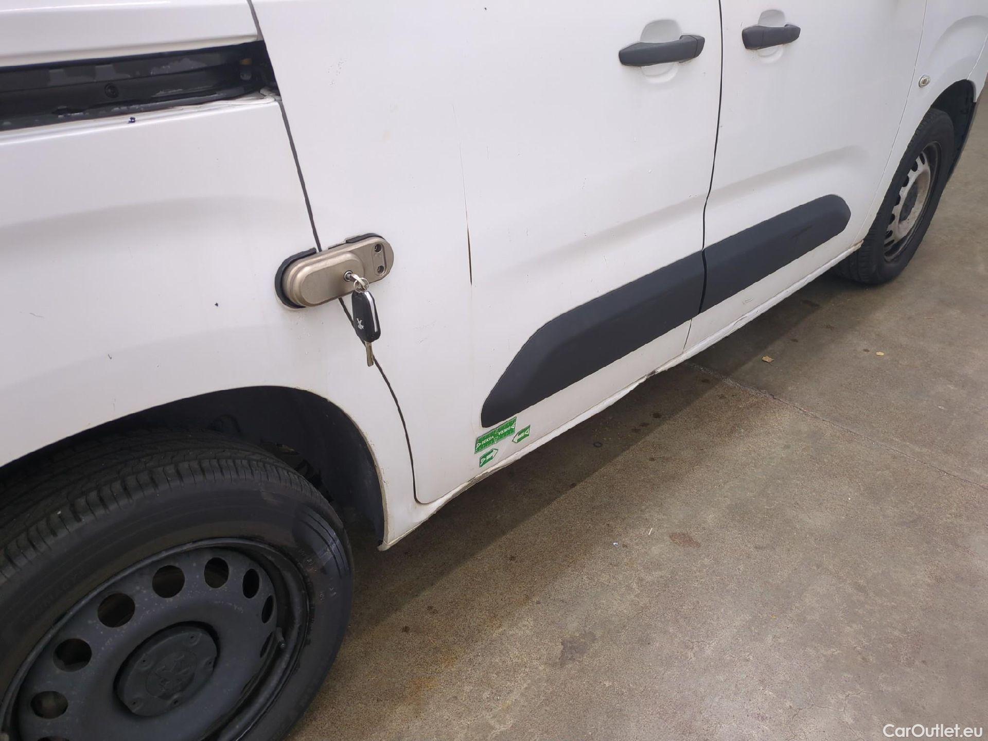  Peugeot  Partner  Asphalt L1 1.5 HDi 100CV BVM5 E6dT #47