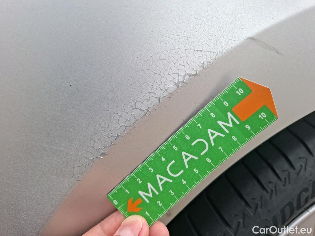  Nissan  Micra NISSAN  / 2016 / 5P / Berline IG-T 92 Business Edition #9