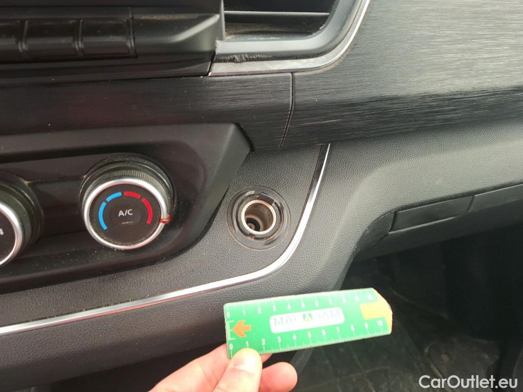  Renault  Trafic  III Fourgon L2H1 3T Grand Confort 2.0 dCi 130CV BVM6 E6d #56