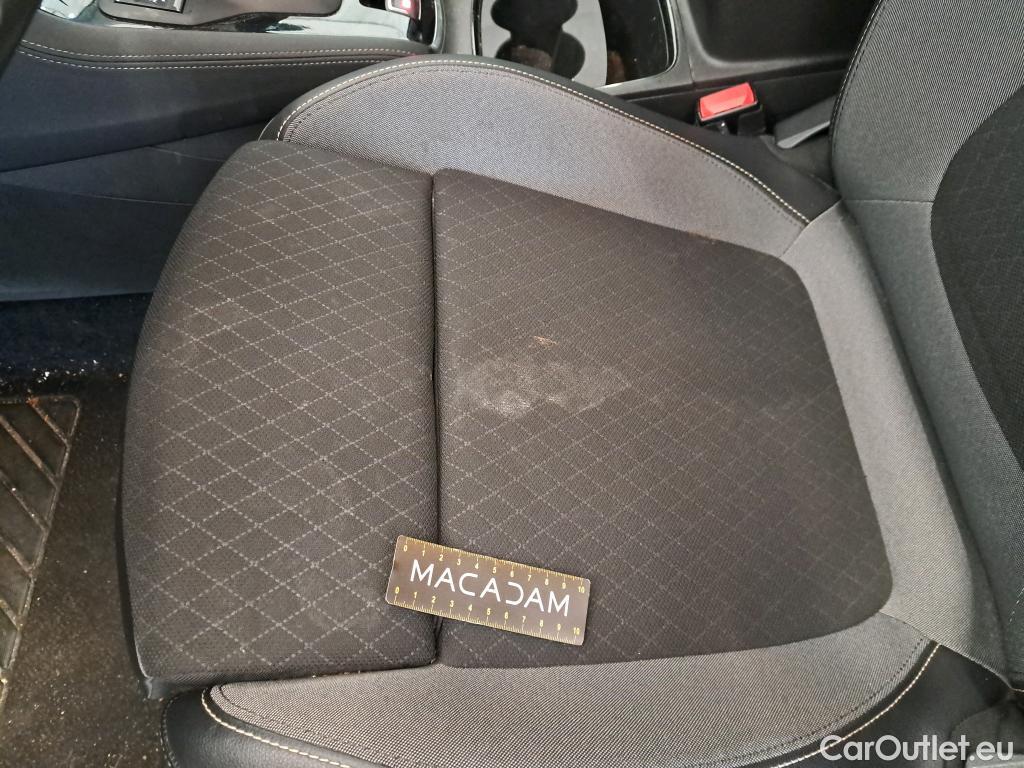  Opel   Grandland X Grandland X Elegance Business 1.2 Turbo 130CV BVA8 E6d #38