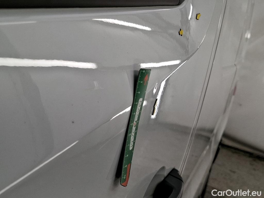  Renault  Trafic  III Fourgon L2H1 3T Grand Confort 2.0 dCi 130CV BVM6 E6d #25