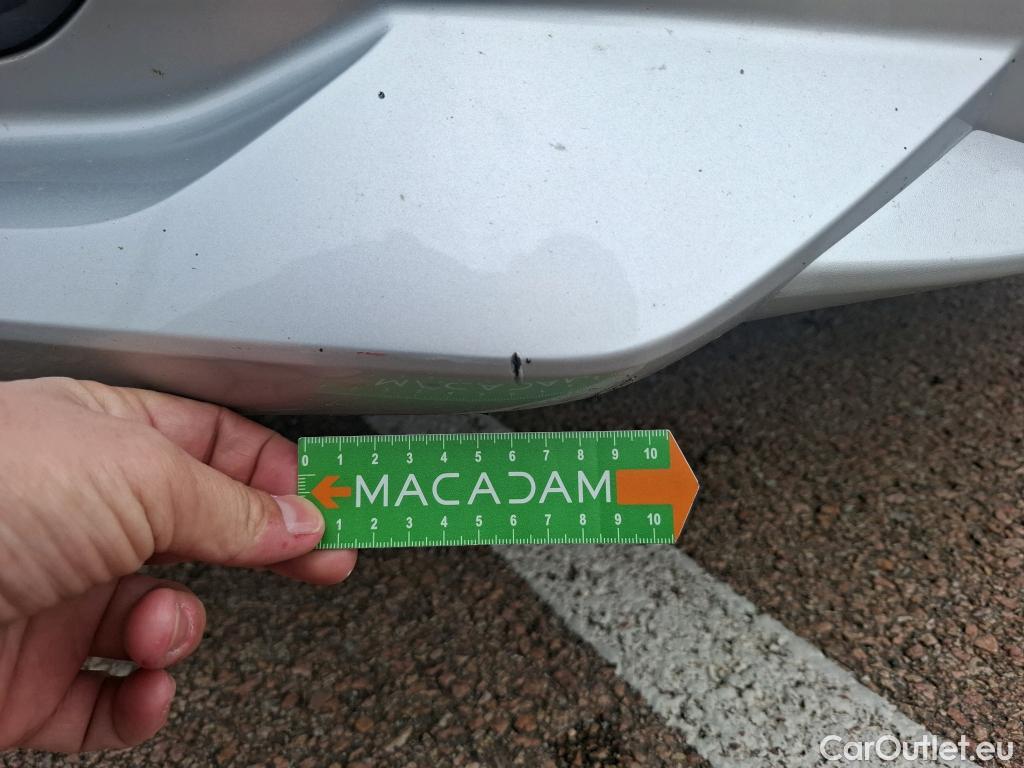  Nissan  Micra NISSAN  / 2016 / 5P / Berline IG-T 92 Business Edition #4