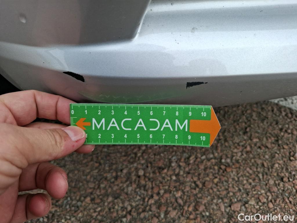  Nissan  Micra NISSAN  / 2016 / 5P / Berline IG-T 92 Business Edition #3