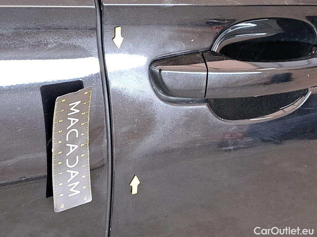  Opel   Grandland X Grandland X Elegance Business 1.2 Turbo 130CV BVA8 E6d #18