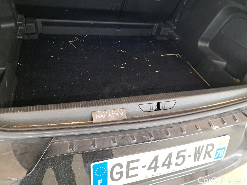  Opel   Grandland X Grandland X Elegance Business 1.2 Turbo 130CV BVA8 E6d #40