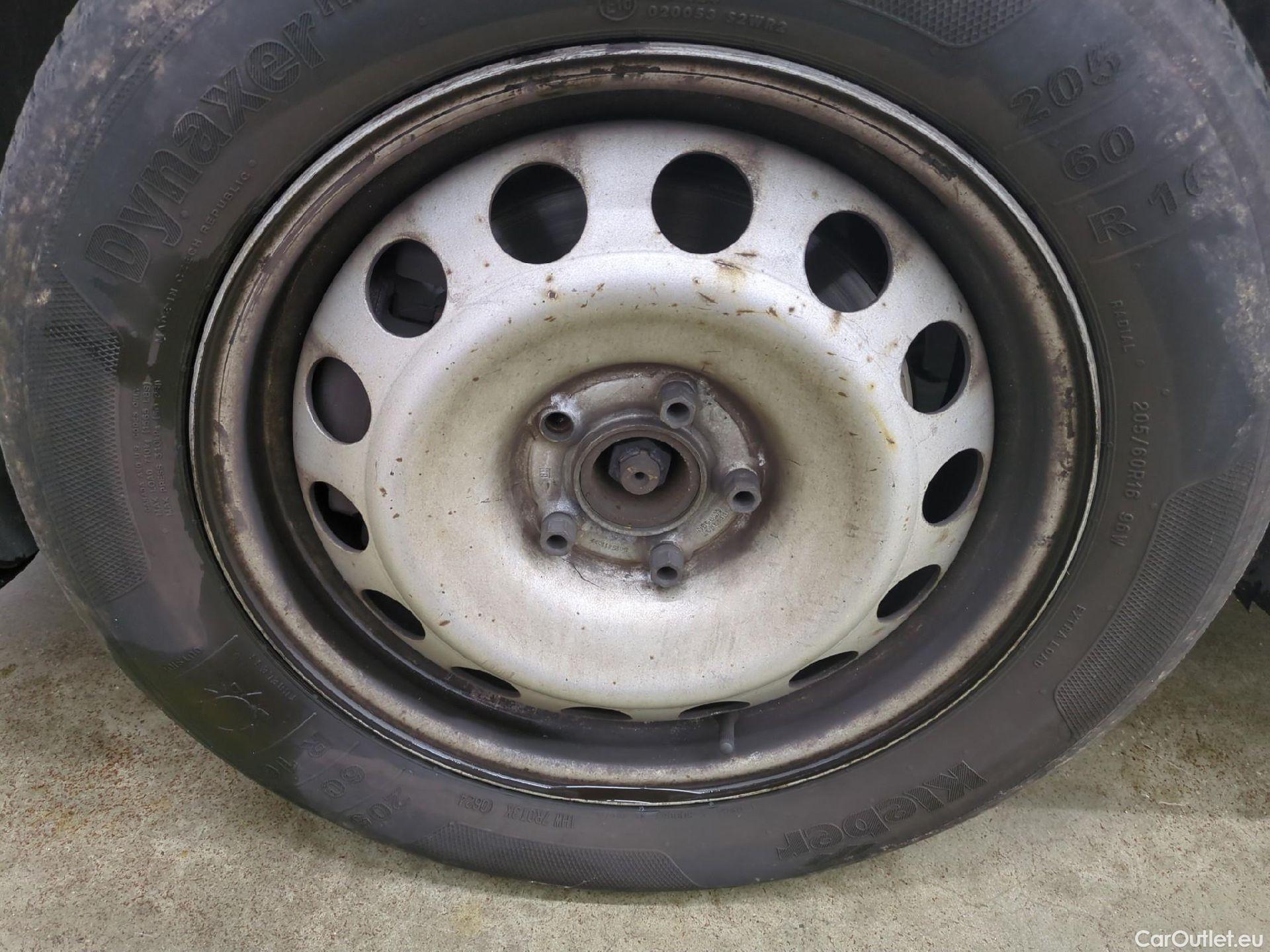  Peugeot  Partner  Asphalt L1 1.5 HDi 100CV BVM5 E6dT #1