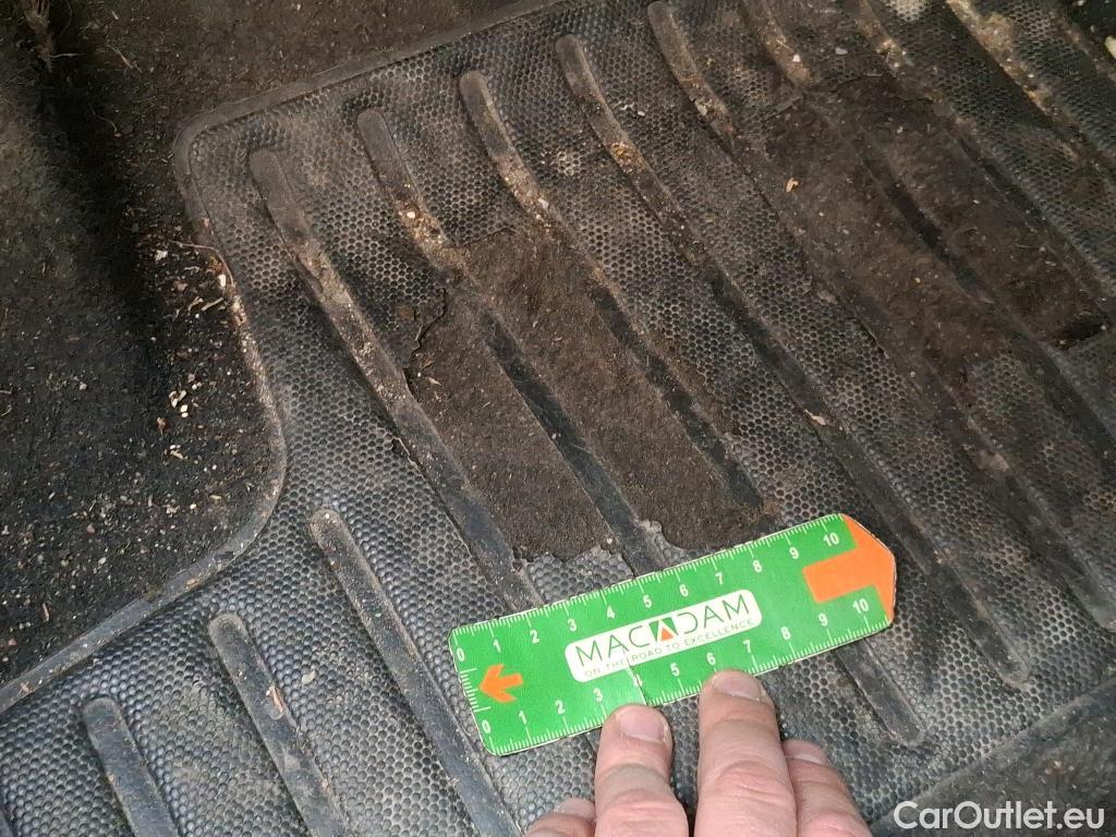  Opel  Corsa  F Edition Business 1.2 75CV BVM5 E6d #2