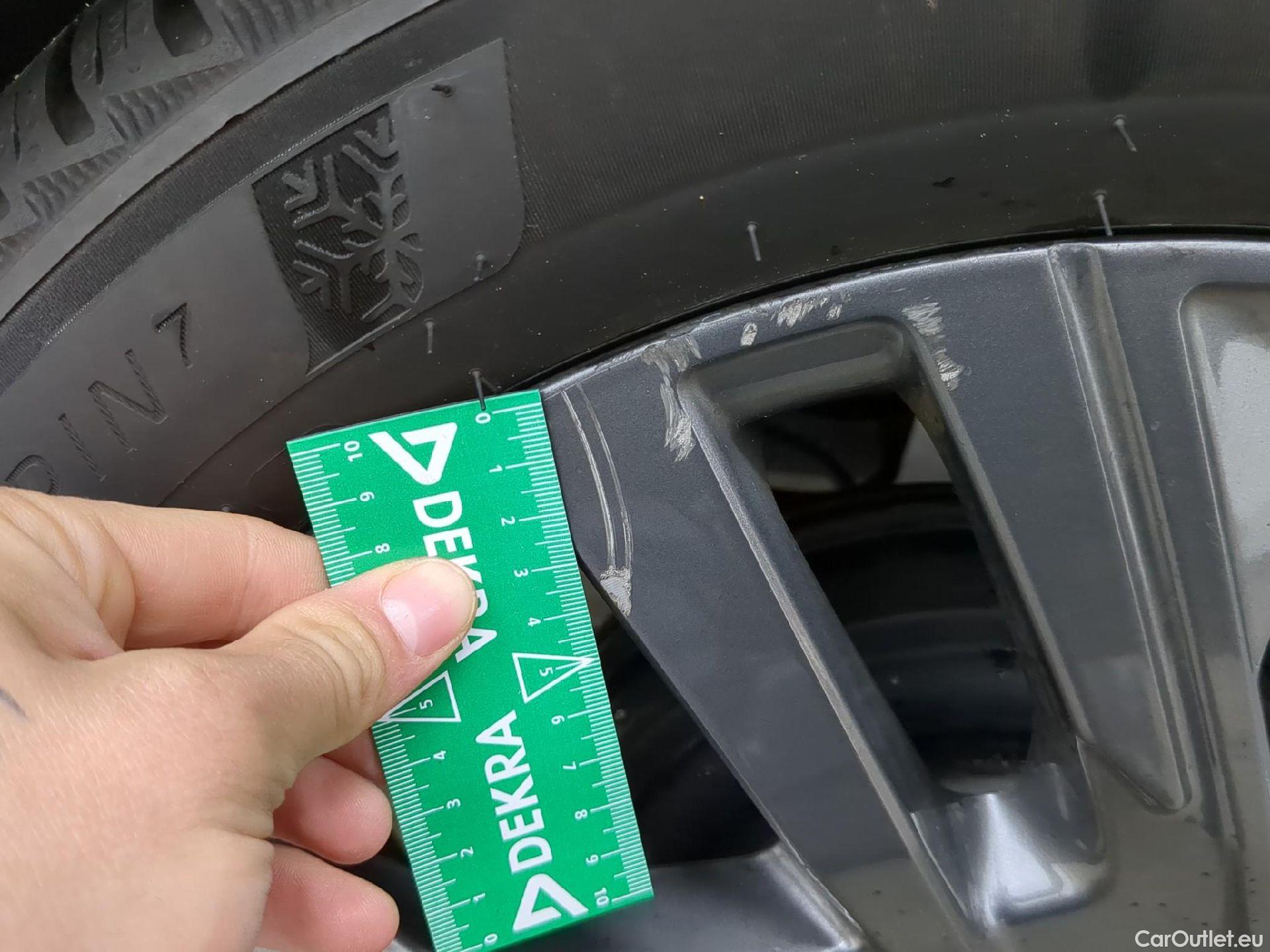  Peugeot  208 PEUGEOT  / 2019 / 5P / Berline Puretech 75 S&S Active Business #9