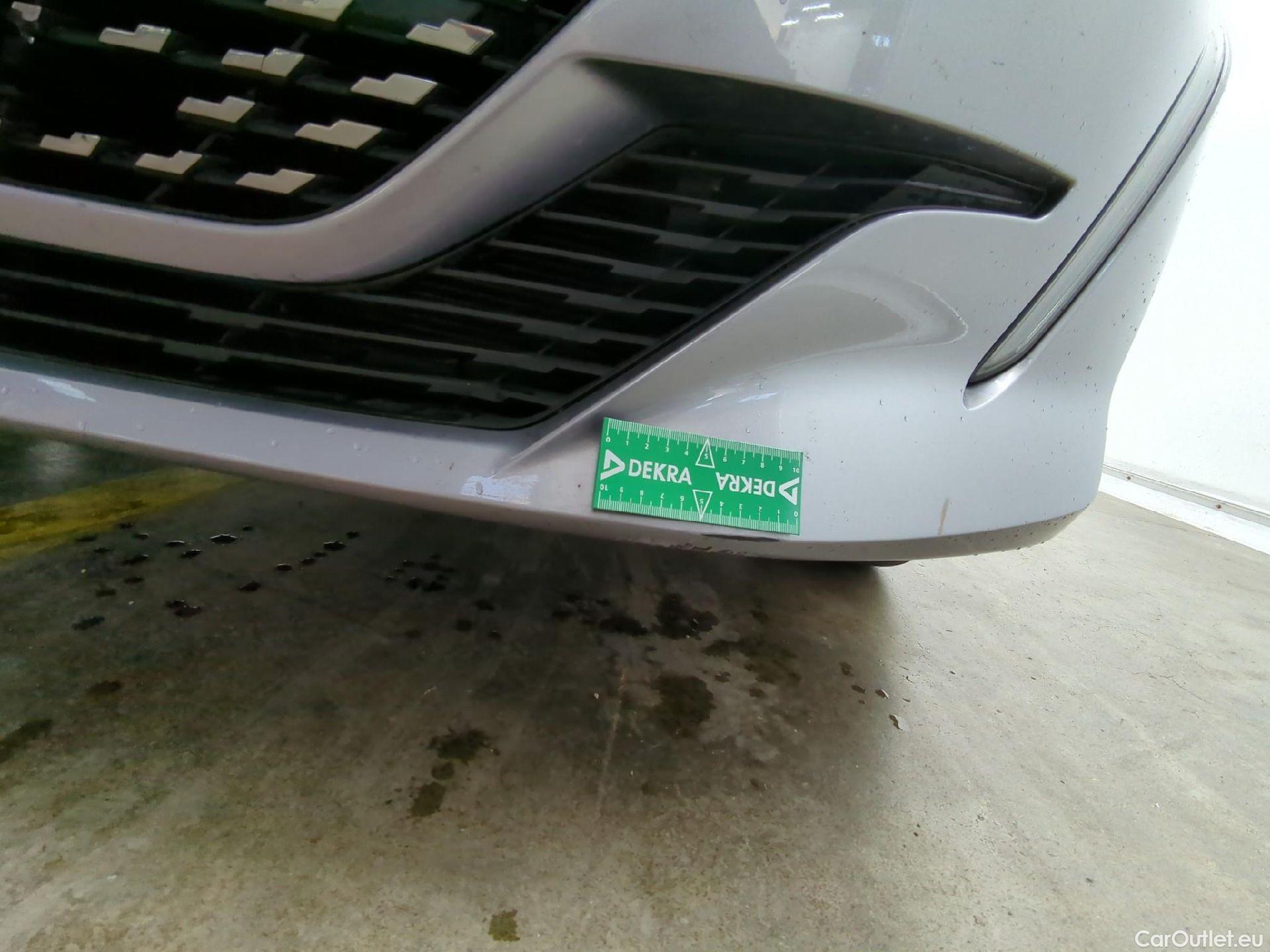  Peugeot  208 PEUGEOT  / 2019 / 5P / Berline Puretech 75 S&S Active Business #17