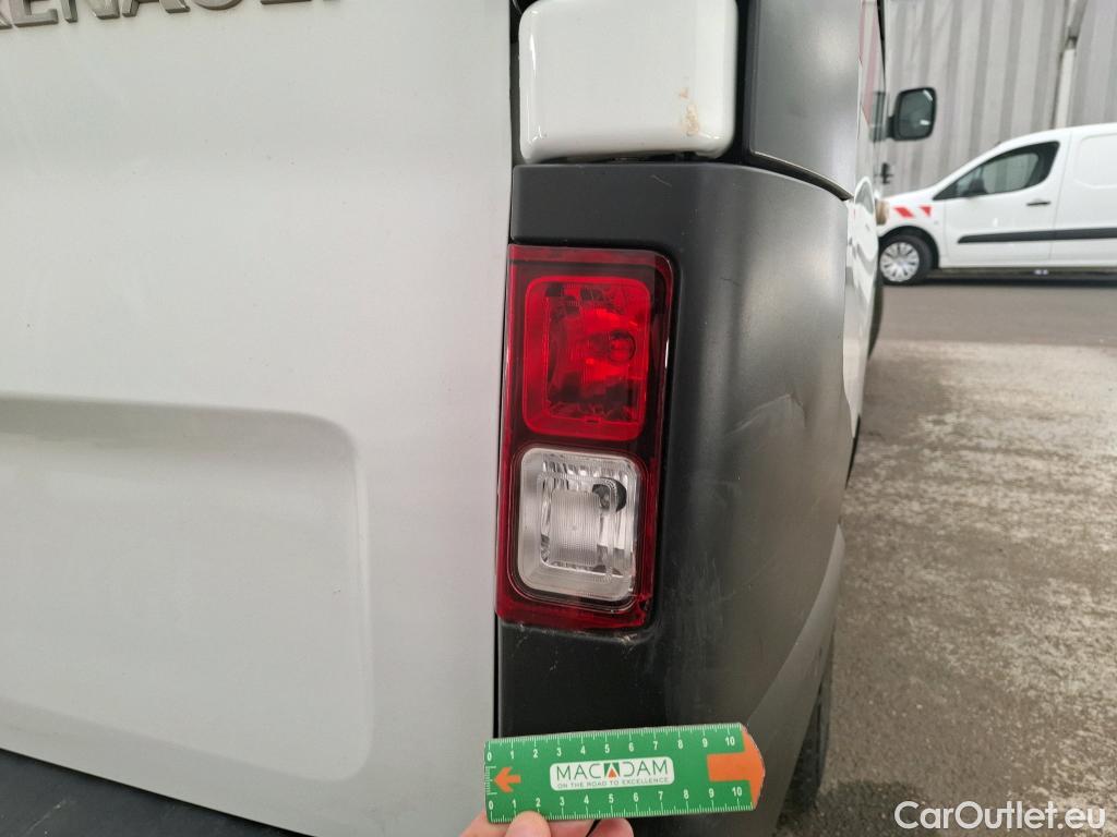  Renault  Trafic  III Fourgon L2H1 3T Grand Confort 2.0 dCi 130CV BVM6 E6d #44