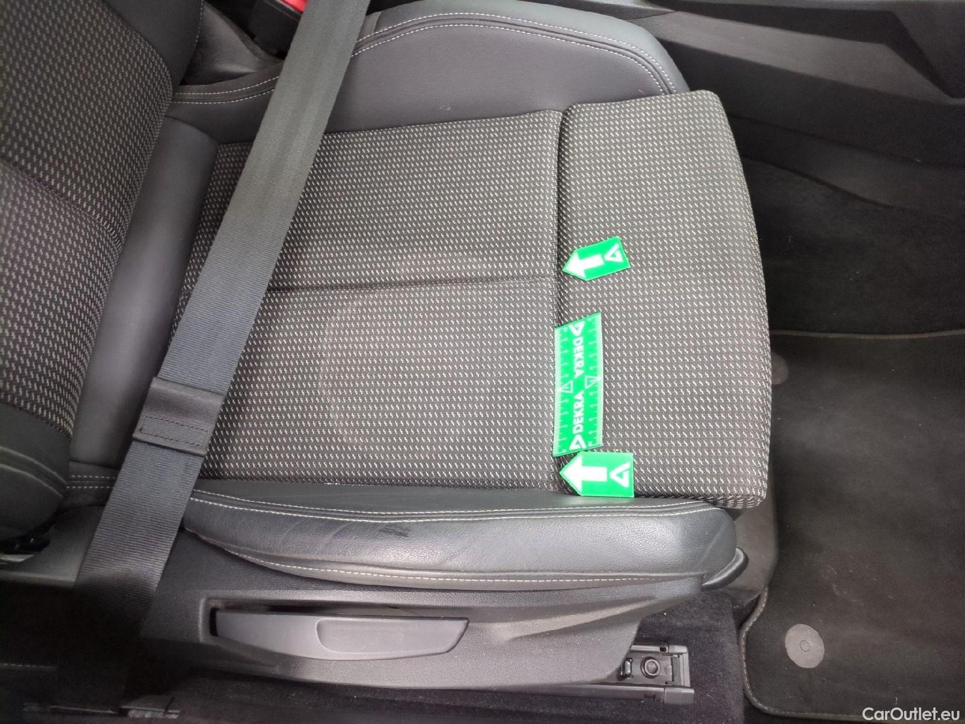  Audi  A3 AUDI  Sportback / 2020 / 5P / Berline 35 TFSI 150 MHEV S Tronic S Line #2