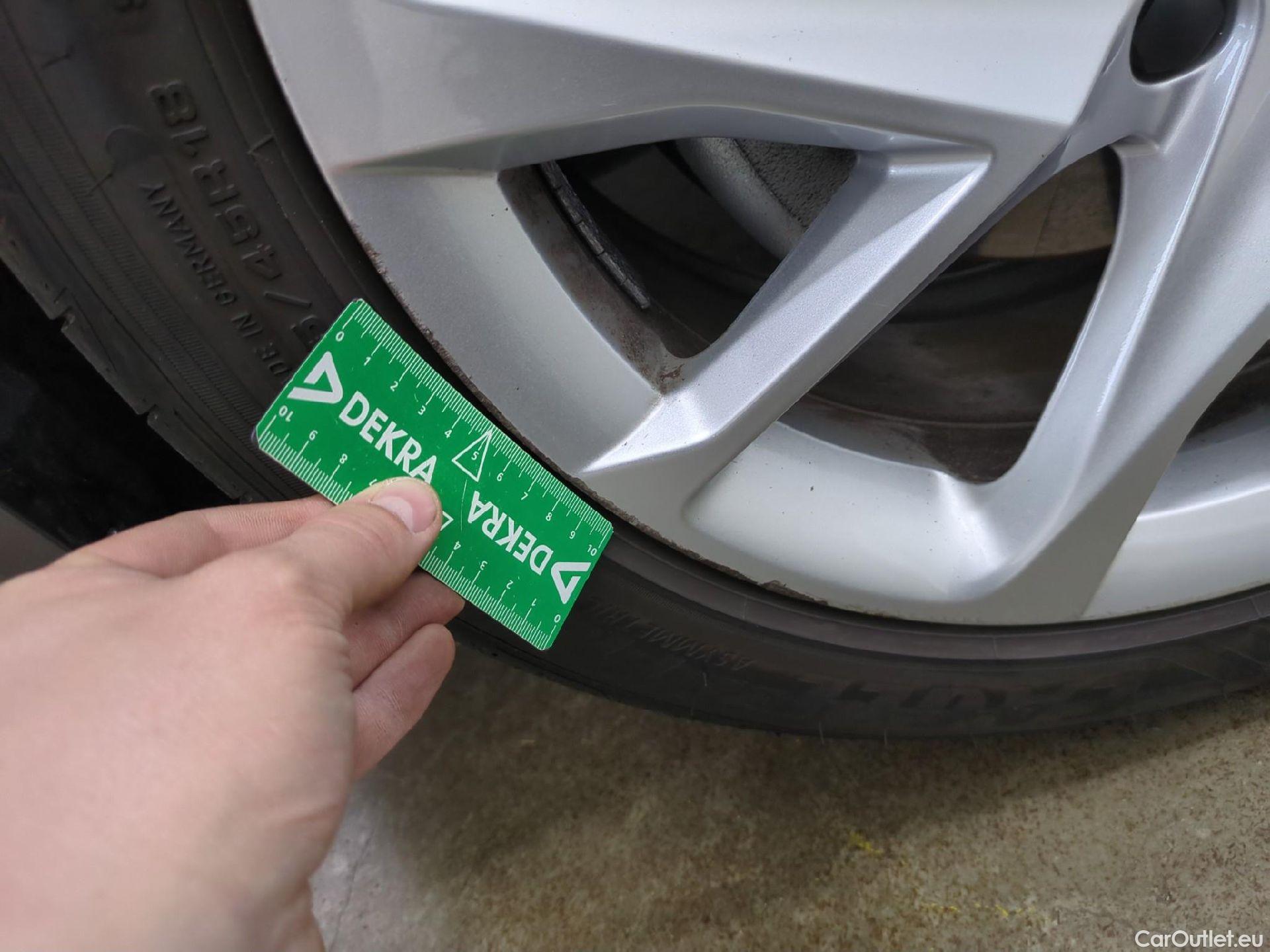  Cupra  Formentor CUPRA  / 2020 / 5P / SUV 1.4 e-HYBRID 204ch DSG6 Business Edition #2