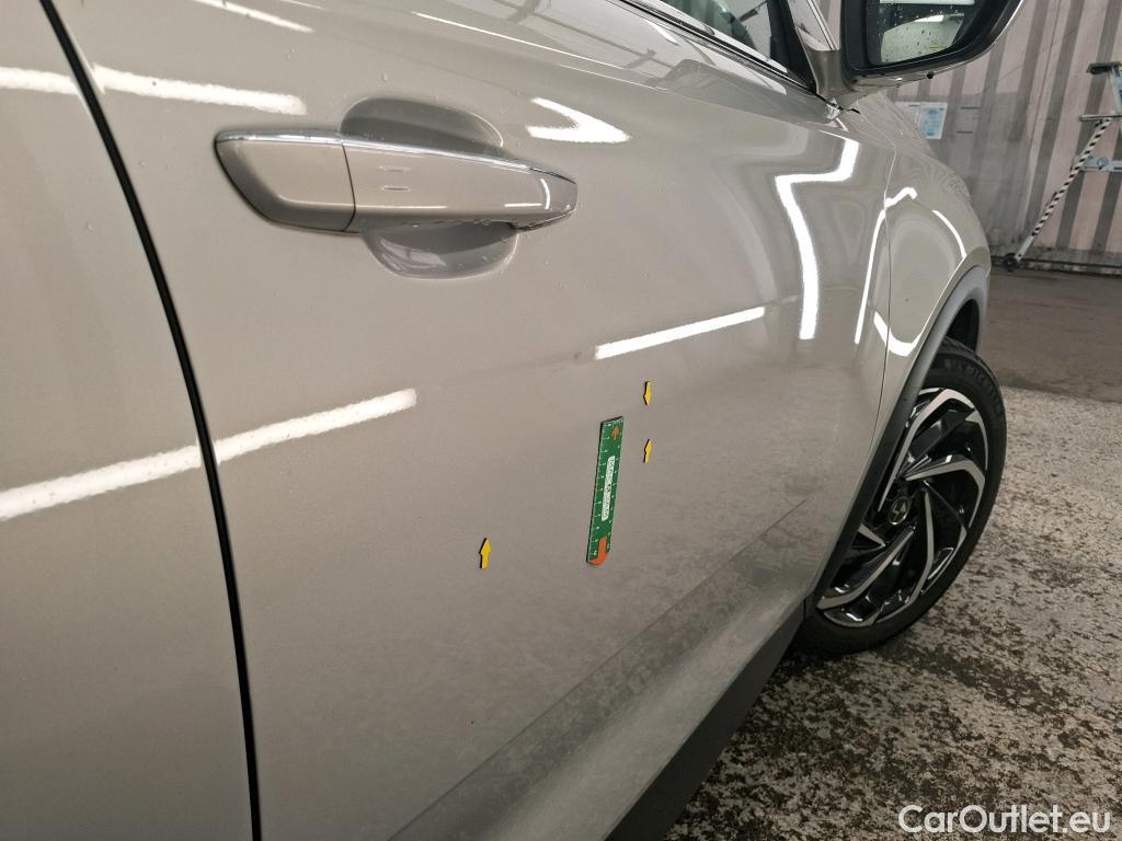  DS  DS7 DS DS 7 Crossback / 2017 / 5P / SUV E-TENSE 225 Grand Chic #38