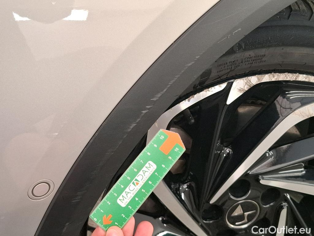  DS  DS7 DS DS 7 Crossback / 2017 / 5P / SUV E-TENSE 225 Grand Chic #42