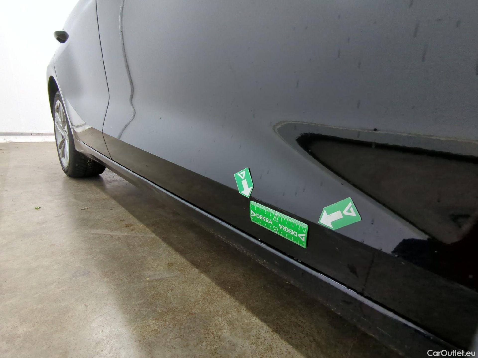  Audi  A3 AUDI  Sportback / 2020 / 5P / Berline 35 TFSI 150 MHEV S Tronic Business Line #6