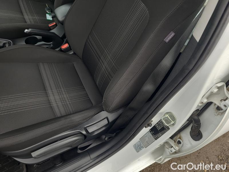  Hyundai  i20   (BC3) (2020)  1.2i 62 Comfort Club 5d #37