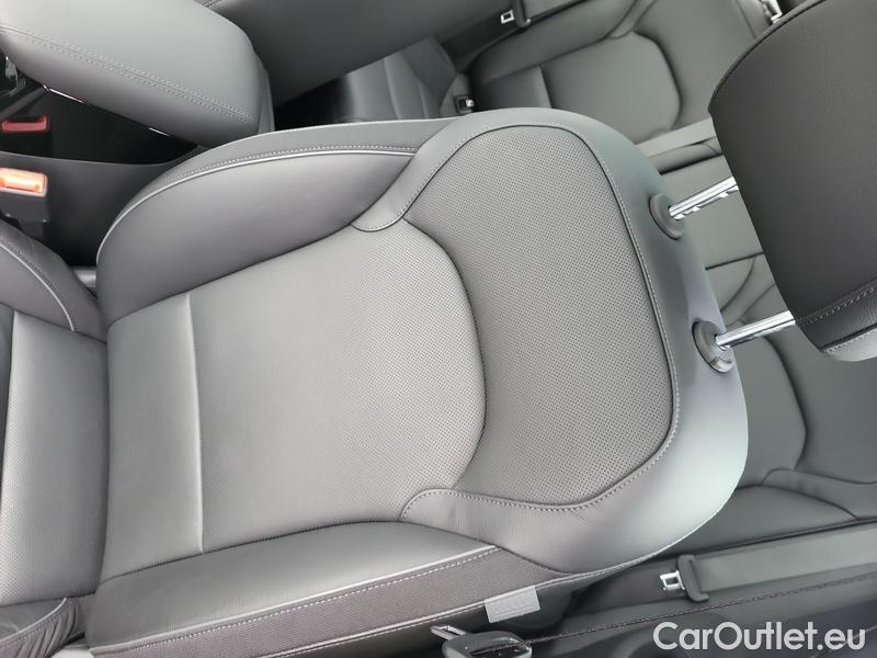  Hyundai  i30  (PD)(01.2017 ->)  Kom. 1.5T MHEV Premium AT #13