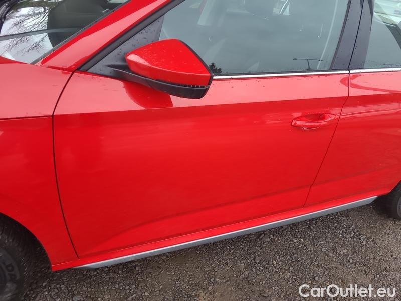  Skoda  KAMIQ -SUV (NW4) (2019)  1.0 TSI 81 Style #4