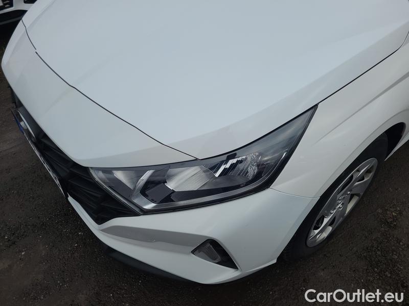  Hyundai  i20   (BC3) (2020)  1.2i 62 Comfort Club 5d #29