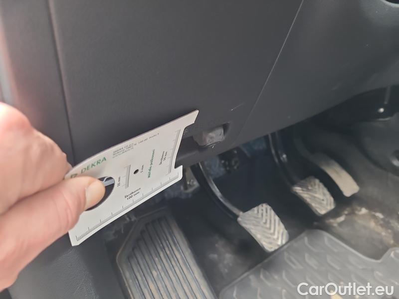  Hyundai  i20   (BC3) (2020)  1.2i 62 Comfort Club 5d #35