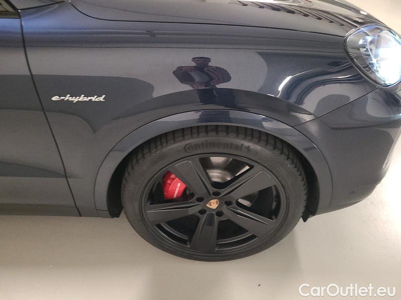  Porsche  Cayenne  (Typ 9YA)(08.2017->) Cay.Coupe 3.0 PHEV S E3 II AT #5