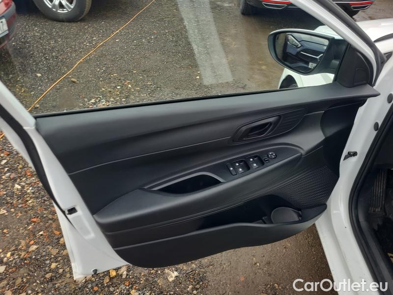  Hyundai  i20   (BC3) (2020)  1.2i 62 Comfort Club 5d #34
