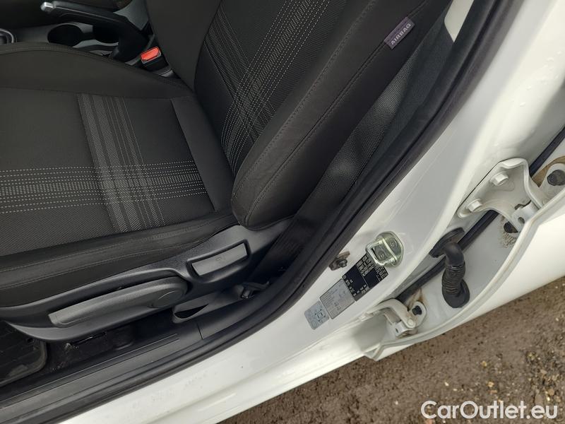  Hyundai  i20   (BC3) (2020)  1.2i 62 Comfort Club 5d #36