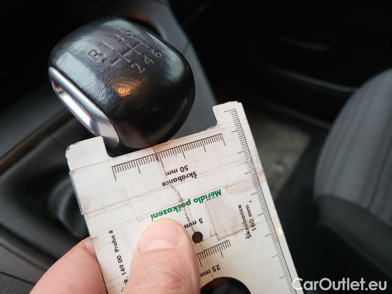  Opel  Combo  Life (E)  (2018) C.Life 1.5CDTI 96 Eleg.Plus  #2